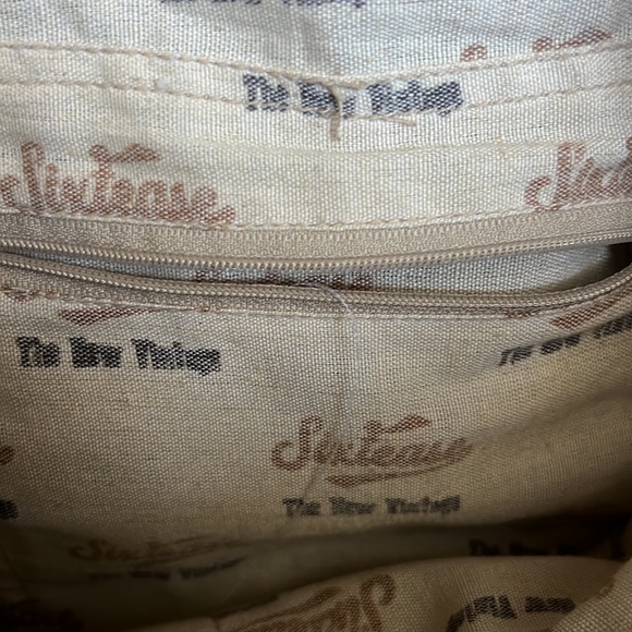 Leather backpack - Picture 7 of 11